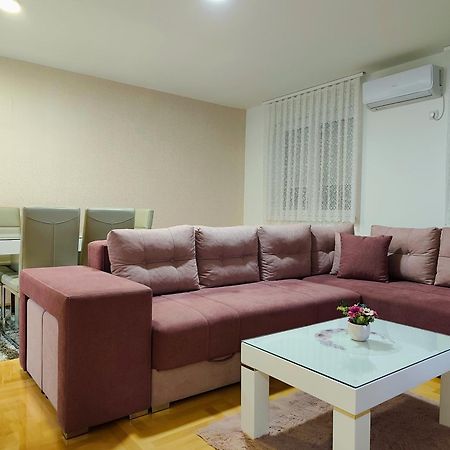 Apartman Lara Pirot Ngoại thất bức ảnh
